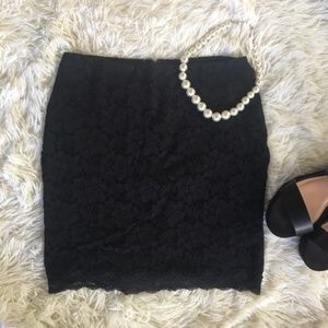 Classic Black Express Lace Midi Pencil Skirt